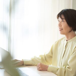 安井　敦子